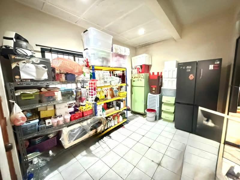 Taman Perling Corner Lot Unit - 5