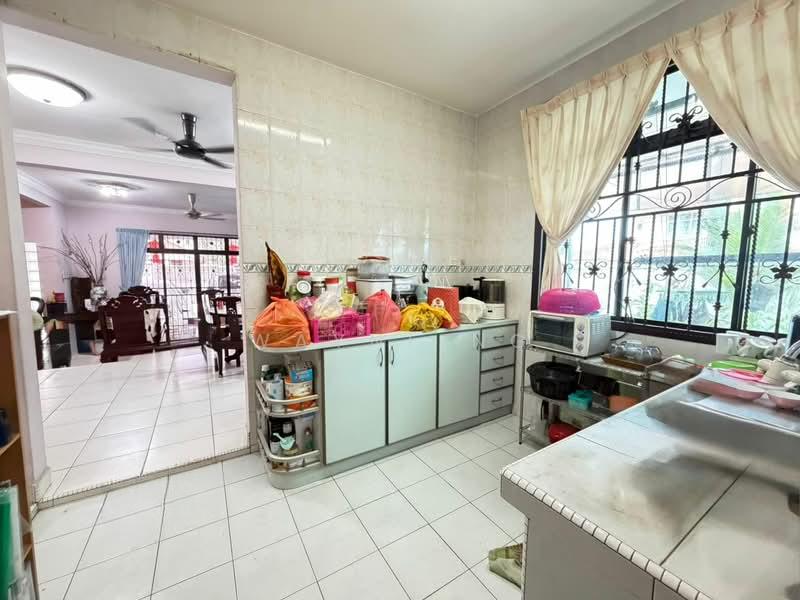 Taman Perling Corner Lot Unit - 2