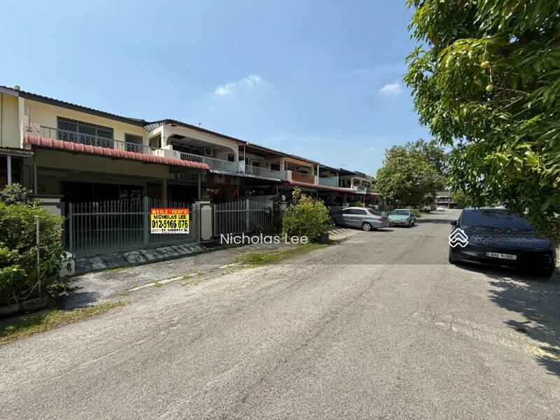 Double Storey House at Bercham - 2