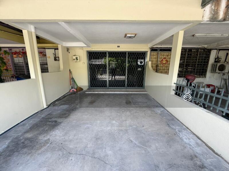 Double Storey House at Bercham - 3