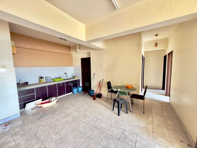 Vista Millennium Condominium - 4