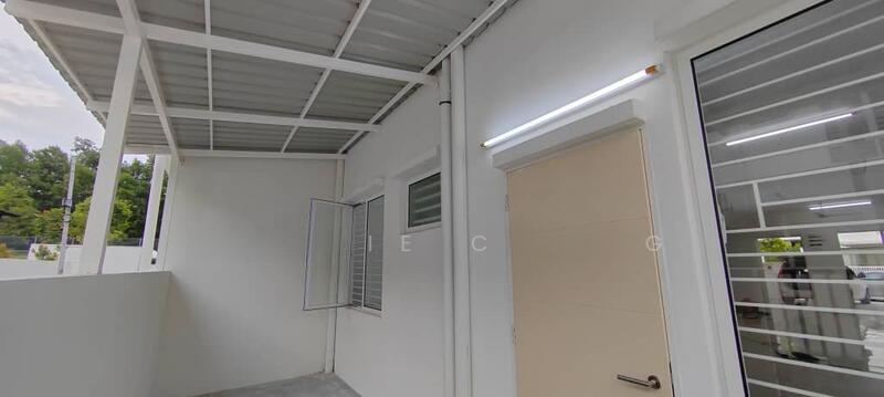 DOUBLE STOREY @ SENDAYAN HIJAYU AMAN - 3