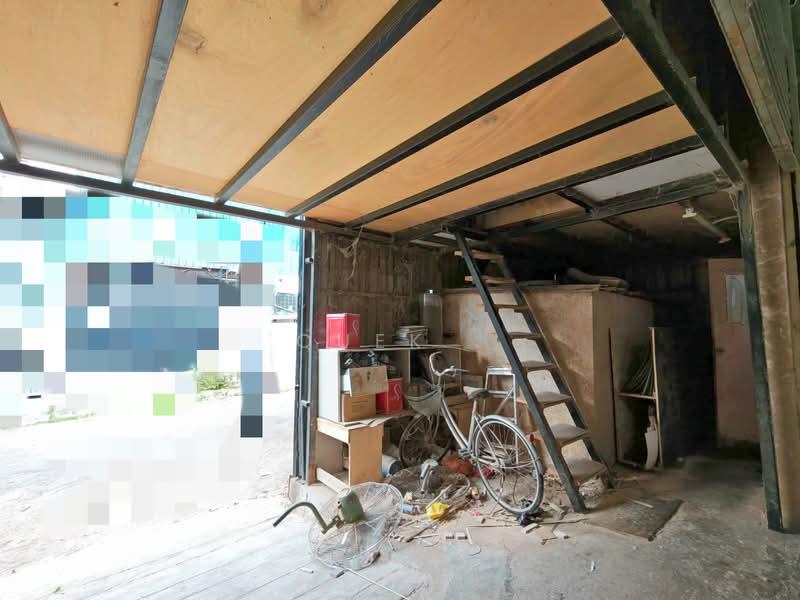 Kawasan Perindustrian Mount Austin - 4