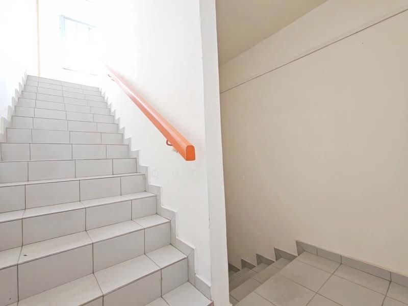 Kawasan Perindustrian Mount Austin - 5