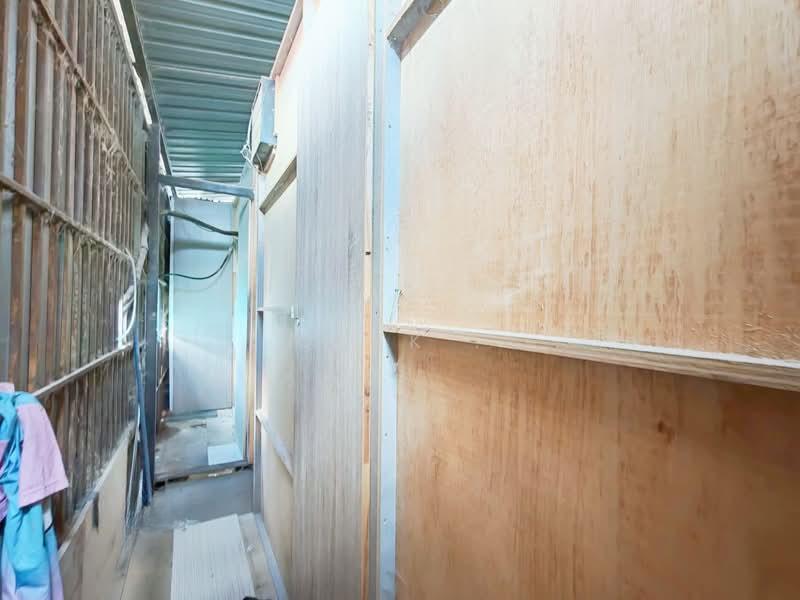 Kawasan Perindustrian Mount Austin - 3