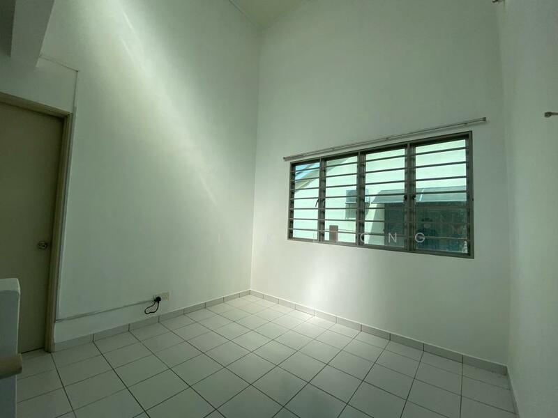 Coral Emerald West - 3
