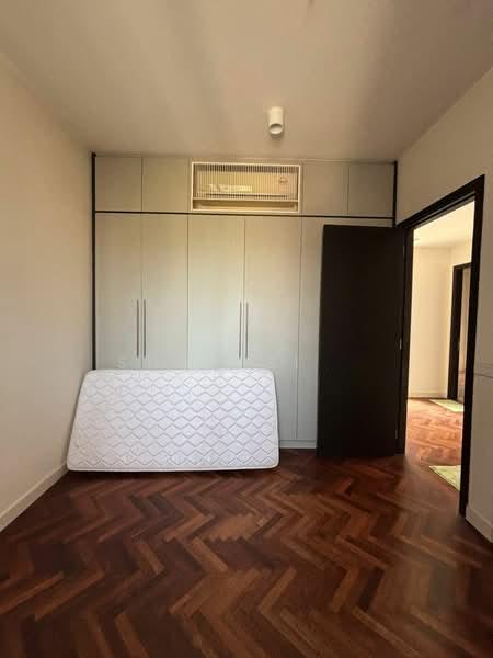 Avira Medini Iskandar - 5