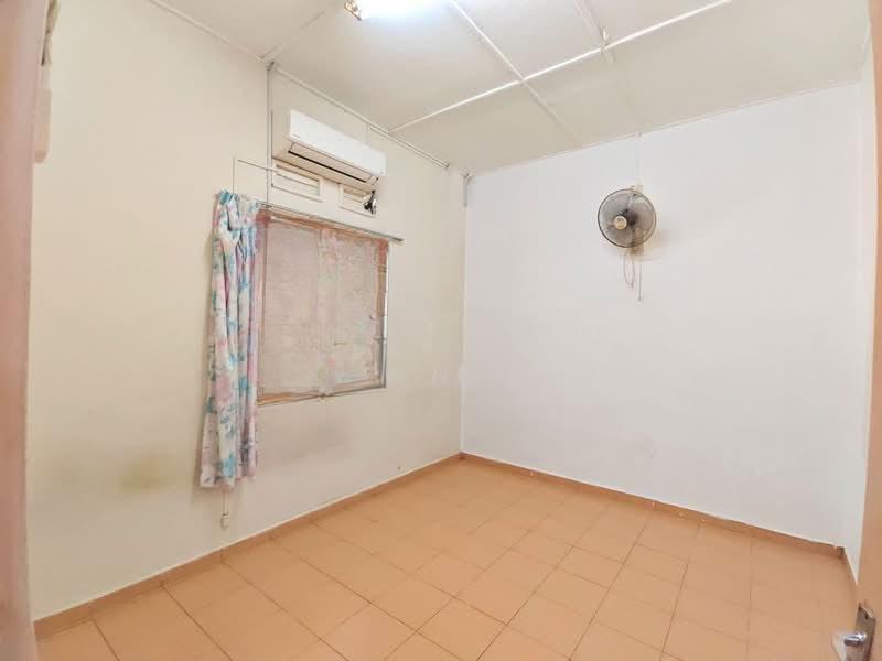 Taman Abad Jalan Landak - 3