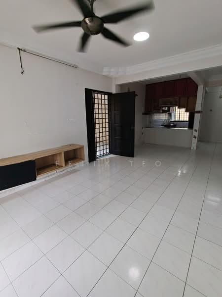 Lily & Jasmine Apartment - 3