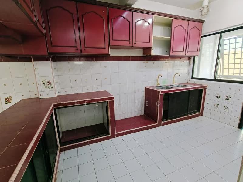 Lily & Jasmine Apartment - 5