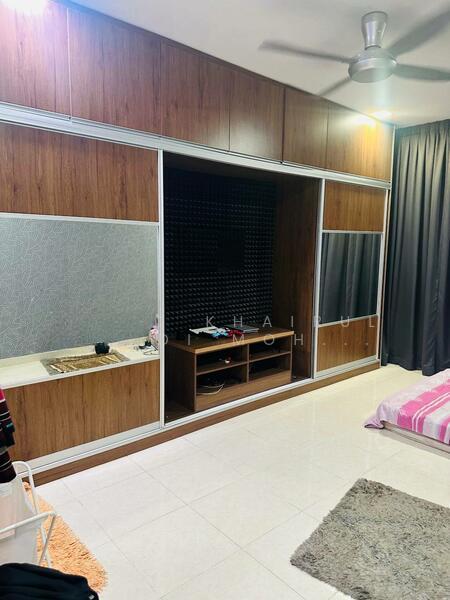 Platinum Hill PV 6 - 4