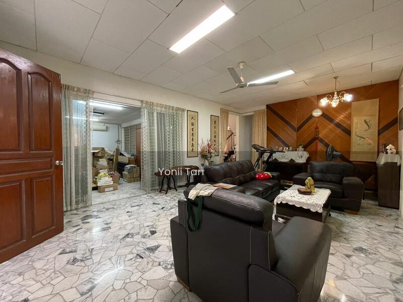 Taman Jesselton Bungalow Pulau Tikus - 1