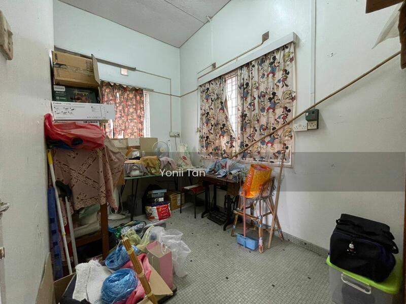 Taman Jesselton Bungalow Pulau Tikus - 5