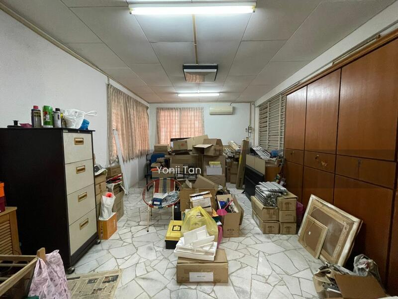 Taman Jesselton Bungalow Pulau Tikus - 3