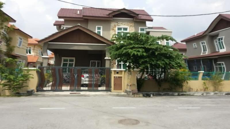 Desa Pinggiran Putra Bungalow Double Storey FULLY RENOVATED - 2