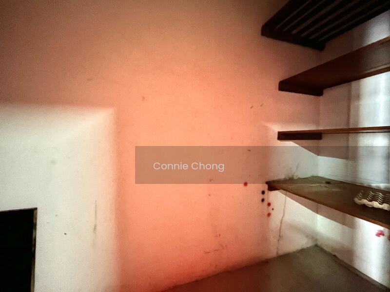 Double Storey Shop Lot @ Tmn Puteri PD - 3