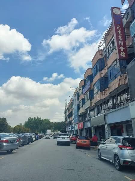 3 Storey End Lot Shop Facing Main Road For Sale-Klang - 4