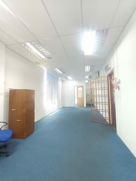 3 Storey End Lot Shop Facing Main Road For Sale-Klang - 2