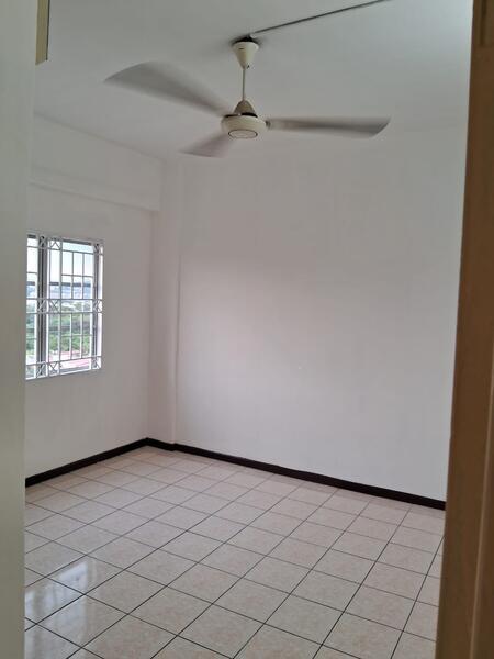 Pangsapuri Jati 2 - 5