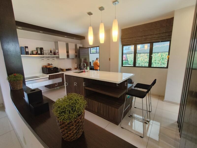 Kulai Indahpura Jalan Iris Corner Lot Double Storey Semi D 70*80 ft for Sale - 3