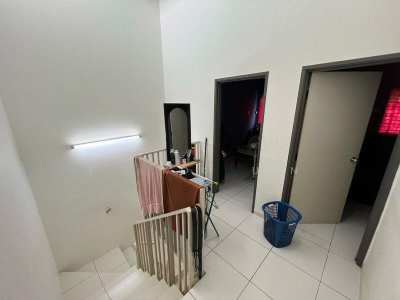 Acacia Park 4B - 4