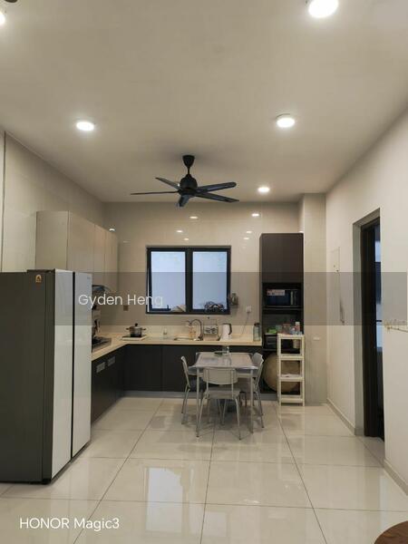 Royal Strand @ Country Garden Danga Bay - 4