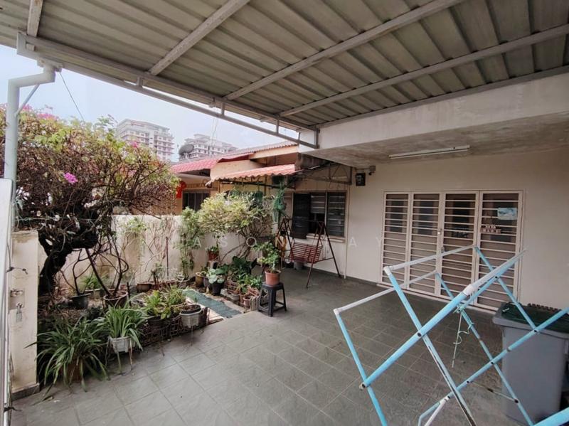 Taman Seaview, Ujong Pasir - 1