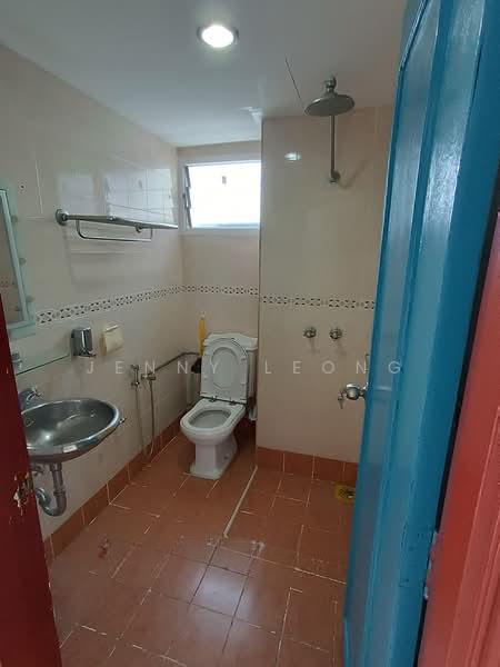 Gurney Park Condominium - 2