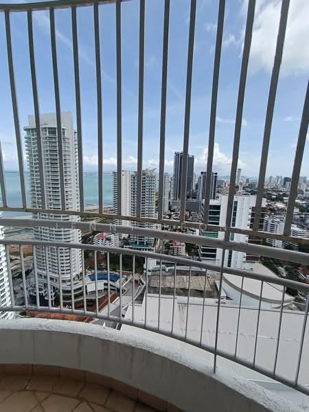 Gurney Park Condominium - 4