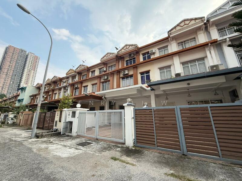 Meranti Jaya 2.5 Storey House Taman Tasik Prima Puchong - 4