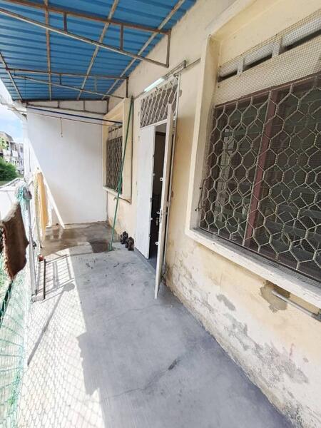 Taman Kota Kulai Jalan Saga Double Storey Terrace House - 3