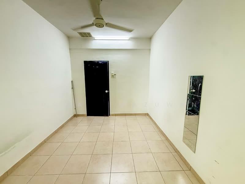 Bangi Avenue - 4