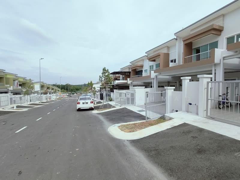 Taman Jenderam Sutera - 3