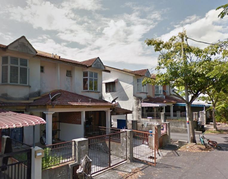 Below Market Value; 2 Sty End Terrace @ Taman Dahlia, Sepang - 5