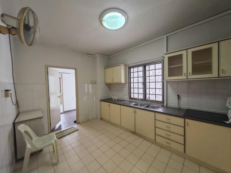 Angkupuri Condominium - 5