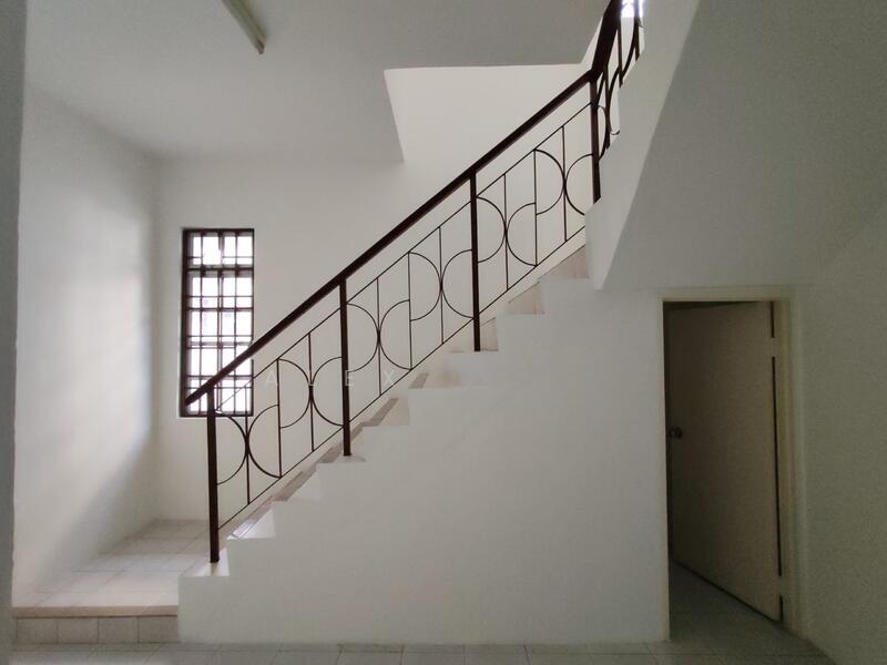 Lengkok Permatang Damar Laut - 3