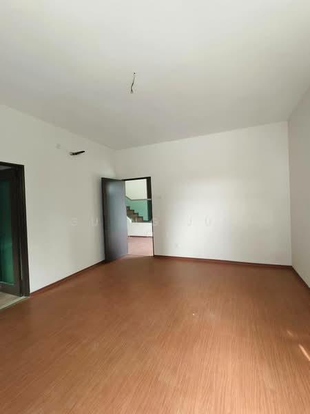 Taman Kempas Utama - 5