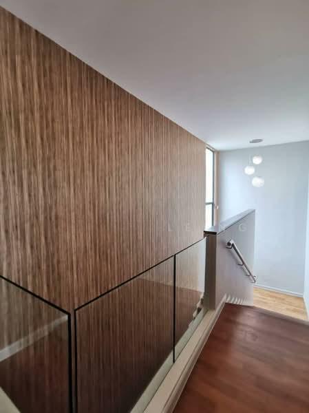 East Ledang Noble Park Double Storey Corner Bungalow - 4