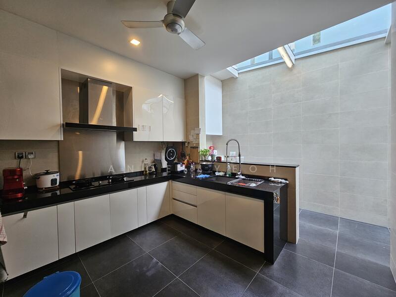 The Peak, Taman Bukit Prima - 5