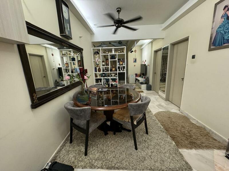 Kristal Court Robson Heights - 3