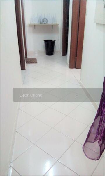 Pangsapuri Seri Meranti - 4