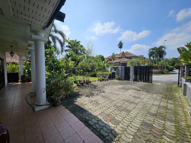 Jalan Pekaka, Seksyen 8 - 5