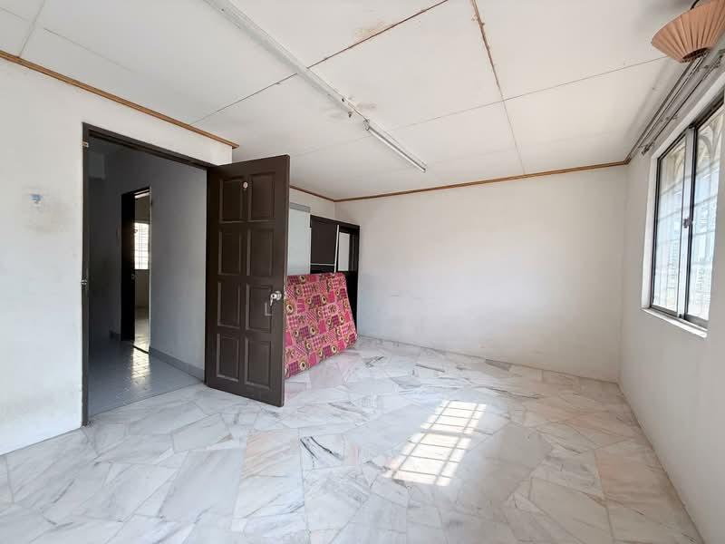 Terrace house at Taman Segambut , Jalan Kuching - 5