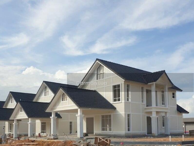(Bumi) 4 Room l New 2 Sty bungalow@ Anjung Gapam, Ayer Keroh - 1