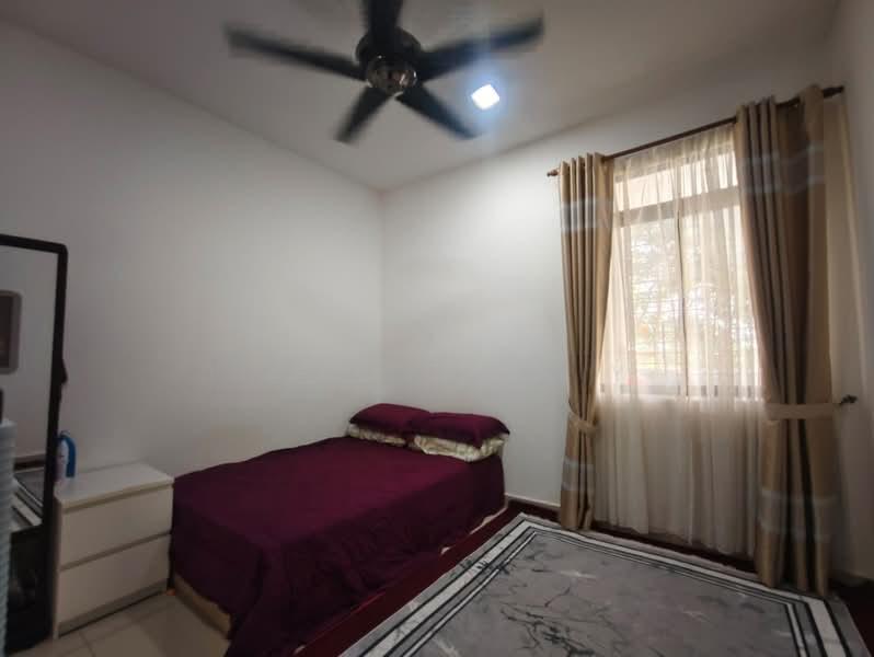 Maple Residence @ Laman View - 4