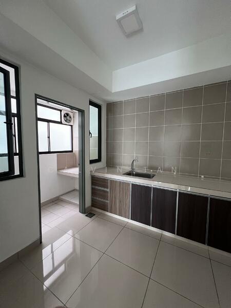 Palace Court (Sri Istana) - 4