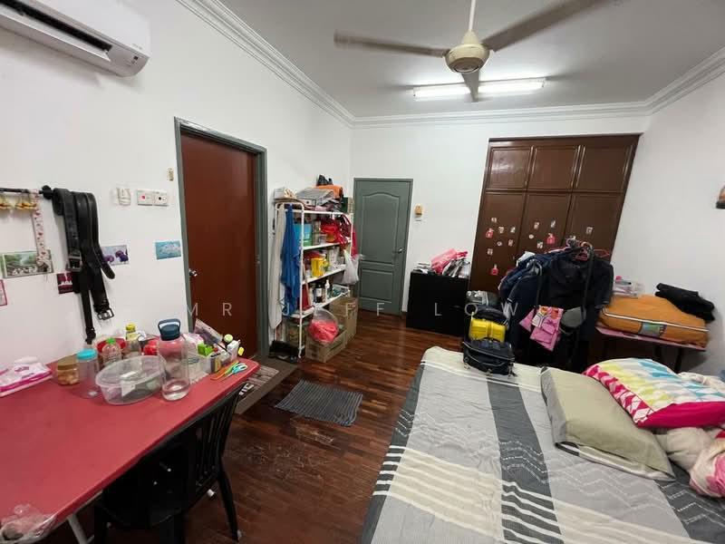 bukit rahman putra , brp 7 - 3