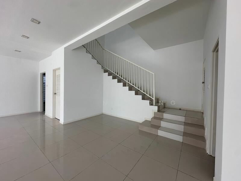 Villa Avenue - 5
