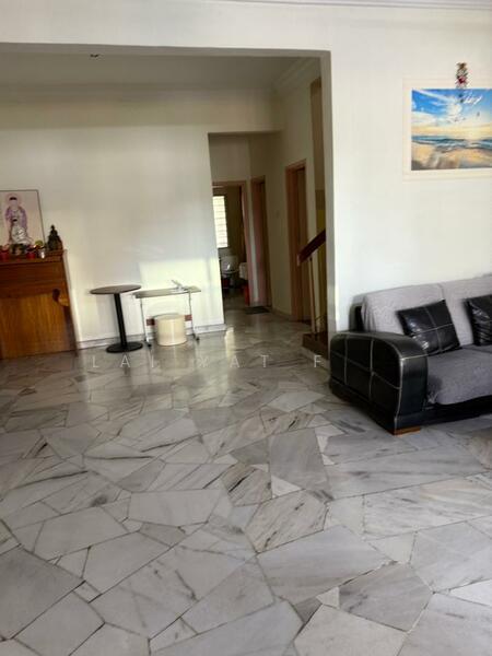 BK4 (Bandar Kinrara 4) - 1