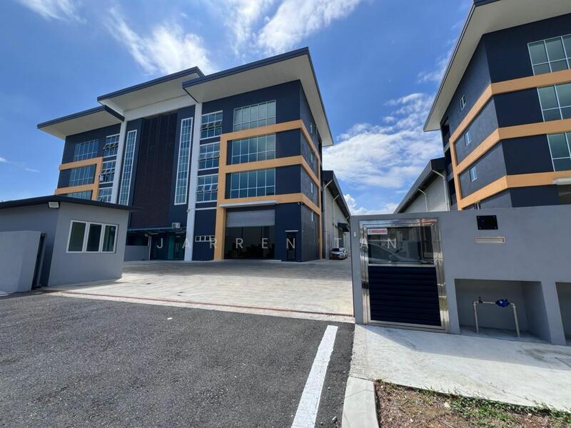 3.5 Storey Semi-D Factory @ ETP Meru Industrial Park 3, Kapar, Klang - 1